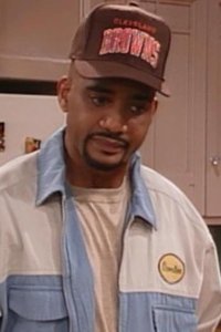 Living Single – S01E22 – Who’s the Boss?