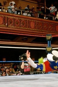 WWE Raw – S01E18 – Only The Strong Survive