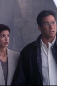 Lois & Clark: The New Adventures of Superman – S03E22 – Big Girls Don’t Fly