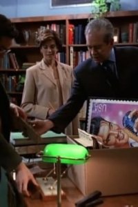 Lois & Clark: The New Adventures of Superman – S04E10 – Stop the Presses