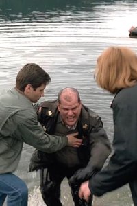 The X-Files – S03E22 – Quagmire