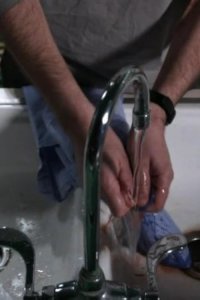 ER – S15E17 – T-Minus-6