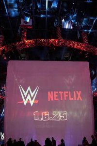 WWE Raw – S33E01 – Raw Is Netflix