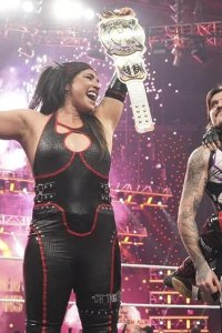 WWE Raw – S33E08 – Making History