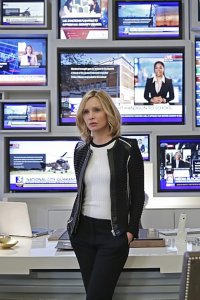 Supergirl – S01E19 – Myriad