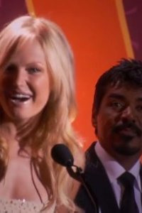 The Comeback – S01E11 – Valerie Stands Out on the Red Carpet