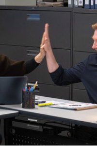 The Paper – Season 2 Episode 7: Episode 7