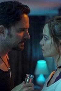 Who Killed Sara? – S01E05 – Seguro de vida