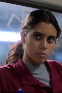 Midnight Family – S01E07 – Goodbyes