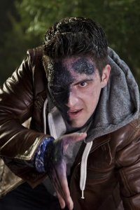 R.L. Stine’s the Haunting Hour – S03E22 – Dead Bodies