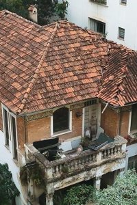 Abandoned: The Woman in the Decaying House – S01E03 – The Big House