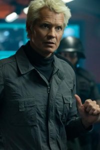 Alien: Earth – S01E02 – Mr. October