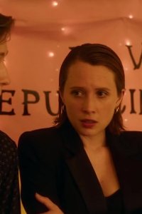Qui sème le vent – S01E04 – Comme les hyènes