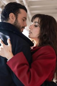 Aski Hatirla – S01E01 – First Date