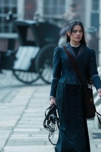 Sherlock & Daughter – S01E03 – Partners in Crime