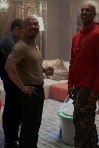 Your Friends & Neighbors – S01E03 – Theoretical Herpes