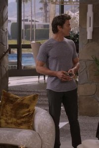 Mid-Century Modern – S01E02 – Working Girls