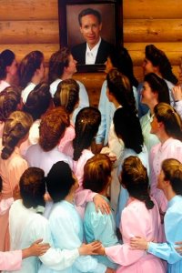 How I Escaped My Cult – S01E07 – Yearning for Zion/FLDS