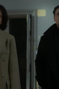 Black Doves – S01E06 – In the Bleak Midwinter