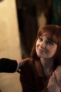 Say Nothing – S01E07 – Theater People