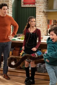 Wizards Beyond Waverly Place – S01E03 – Saved by the Spell