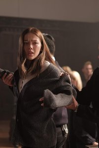 Fallen – S01E01 – Sword and Cross