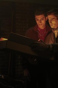 Dead Boy Detectives – S01E08 – The Case of the Hungry Snake