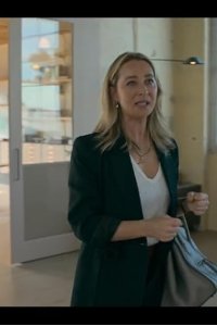 Strife – S02E01 – Week of Yes