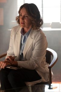Orphan Black: Echoes – S01E01 – Pilot