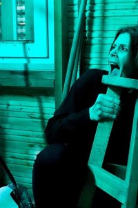 John Carpenter’s Suburban Screams – S01E06 – Phone Stalker