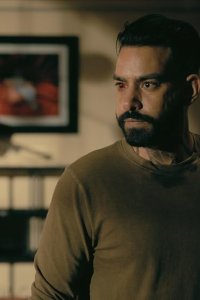 The Fall of the House of Usher – S01E04 – The Black Cat