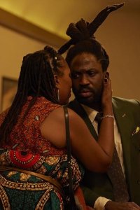 Dreaming Whilst Black – S01E06 – The Premiere