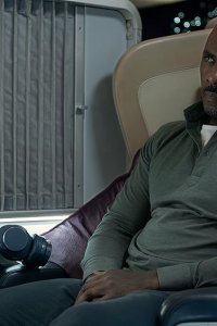 Hijack – S01E02 – 3 Degrees