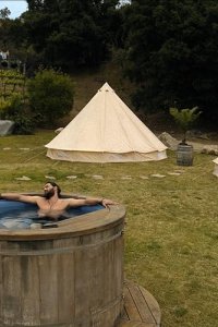 Based on a True Story – S02E01 – Liquid Gold