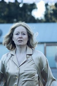 The Clearing – S01E08 – Island
