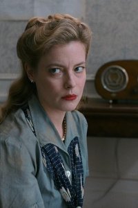 Transatlantic – S01E01 – Hiding Hand Principle
