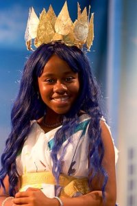 Phoenix Rise – S01E09 – A Star is Born