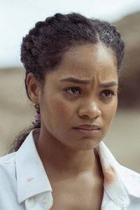 A Town Called Malice – S01E08 – Living on a Prayer
