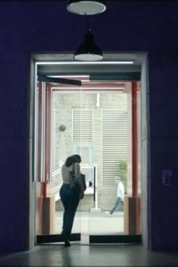 The Consultant – S01E06 – Glass
