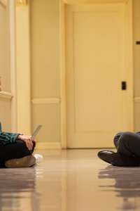 Not Dead Yet – S02E06 – Not Going Home Yet