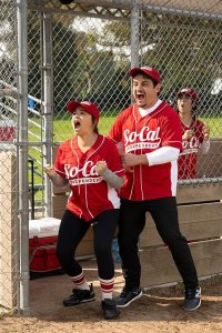 Not Dead Yet – S02E07 – Not in the Game Yet