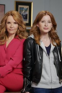 The Spencer Sisters – S01E01 – The Scholar’s Snafu