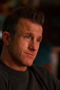 Alert: Missing Persons Unit – S03E05 – Violet