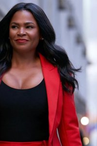 The Best Man: The Final Chapters – S01E08 – Pieces of Us