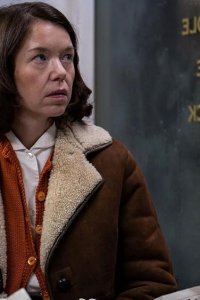 A Spy Among Friends – S01E02 – The Admiral’s Glass