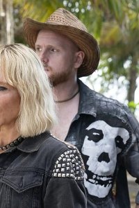 Irreverent – S01E09 – Double Cross