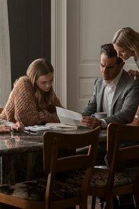 The Watcher – S01E01 – Welcome, Friends