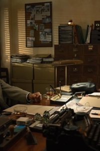 Shantaram – S01E10 – Dig Two Graves