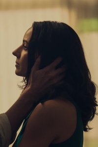 Shantaram – S01E11 – Banquet of Consequences