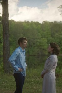 A Friend of the Family – S01E05 – The Bitter Cup